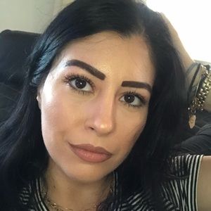 Meet your Posher, Antigone